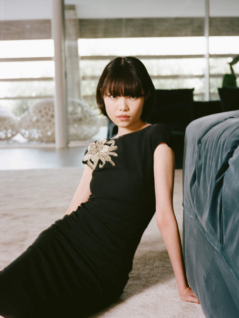 Autumn total black: elegant looks for the 2025 season Autumn total black: elegant looks for the 2025 season