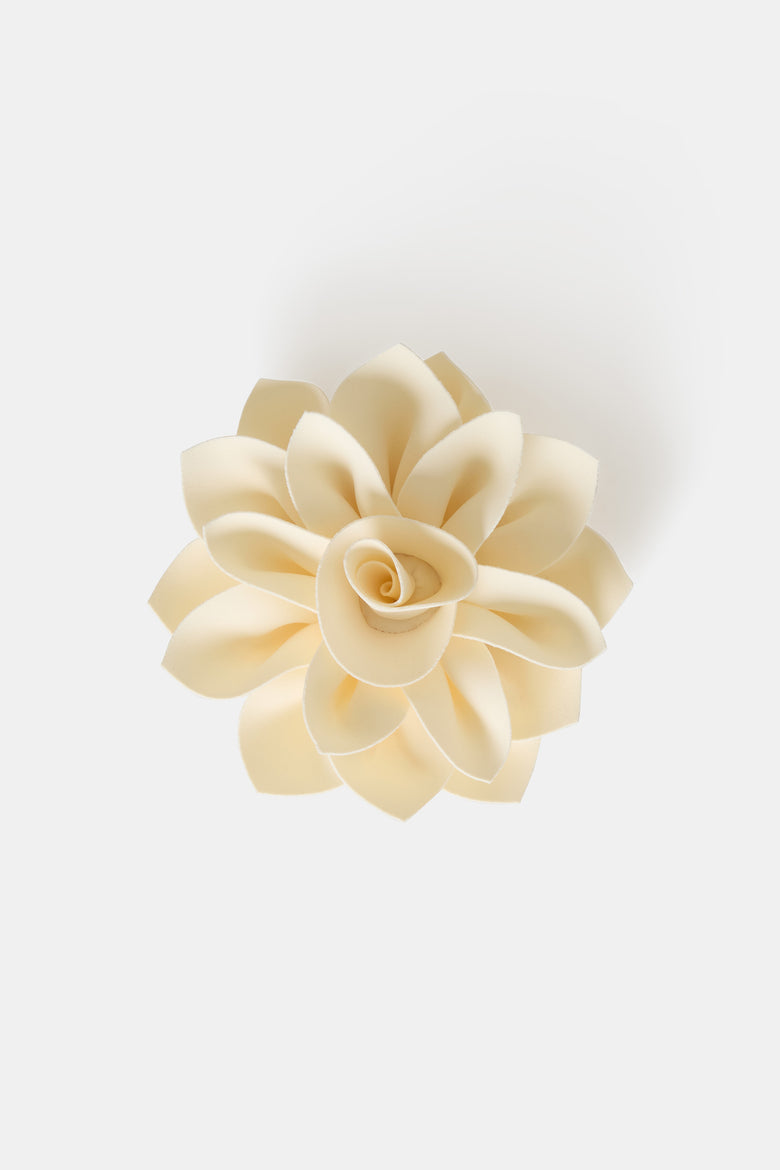 FLOWER BROOCH   1