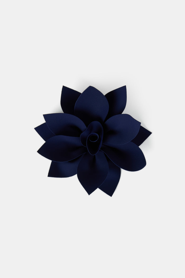 Big Flower Brooch   1