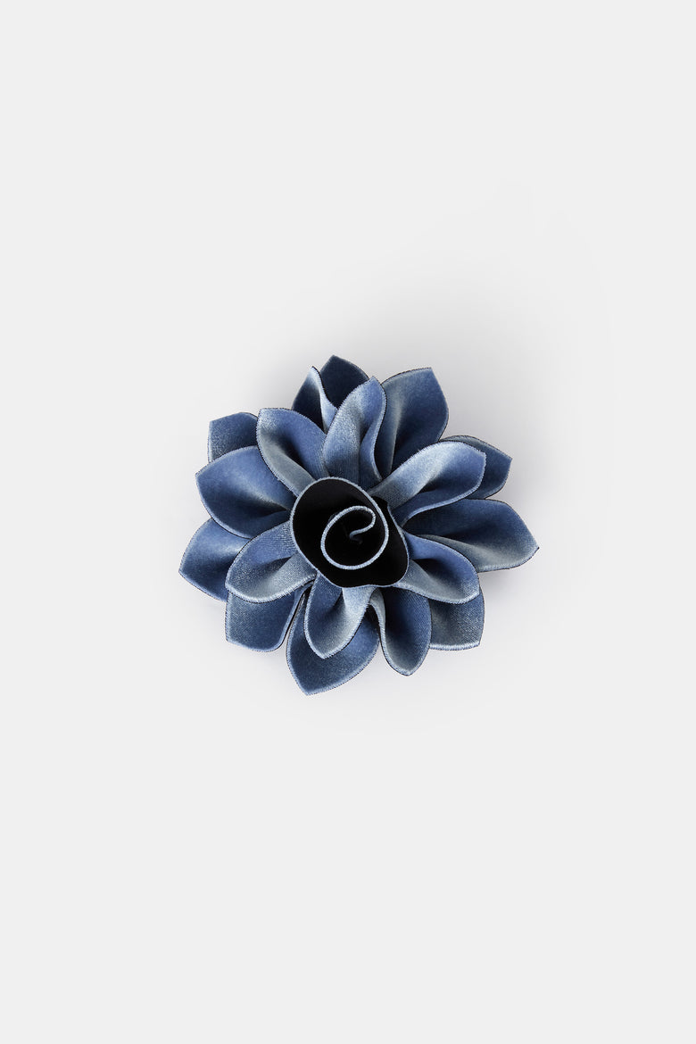 Velvet Flower Brooch   1