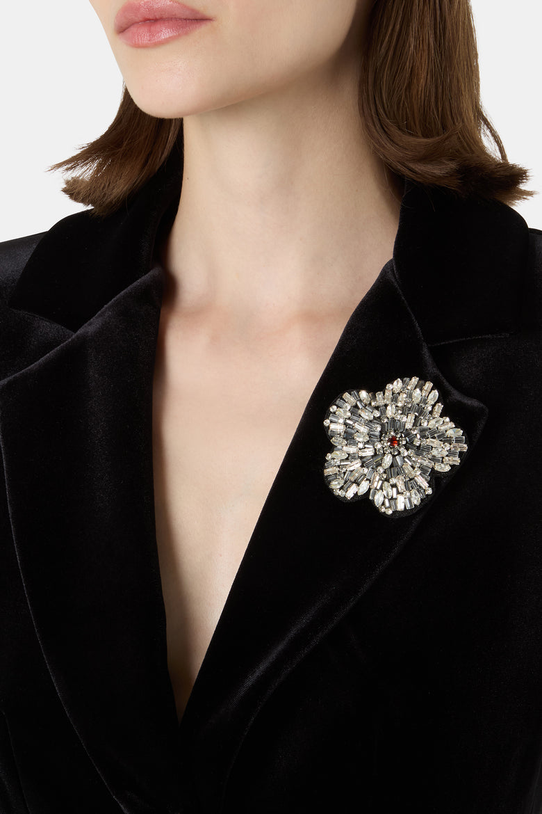 Essia Brooch   3