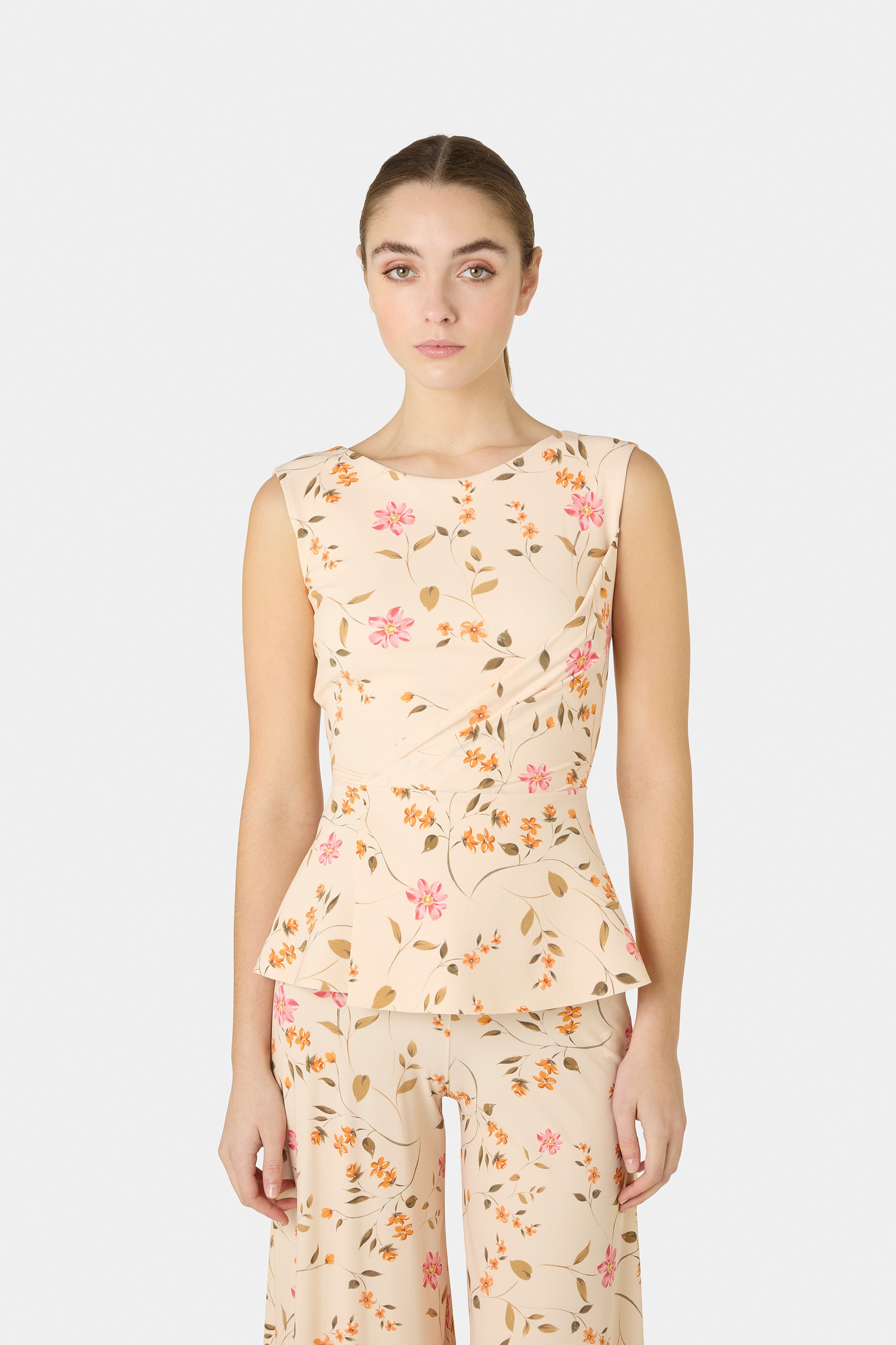 Bibiy sarah ribbon top ベージュ Oliwia Printed Top | Chiara Boni La Petite Robe®